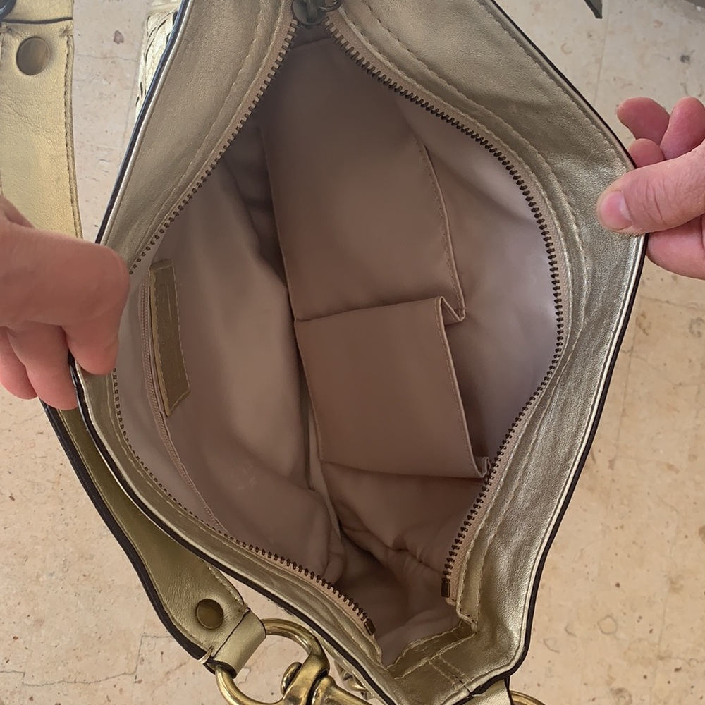 Shoulder bag - Picture 3 of 4